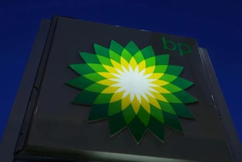 Logo của tập đoàn dầu mỏ BP Plc. (Ảnh: Reuters)