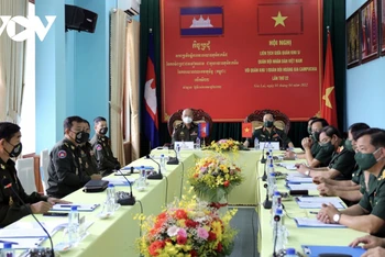 Hội nghị liên tịch lần thứ 22 giữa Quân khu 5 (Quân đội Nhân dân Việt Nam) với Quân khu 1 (Quân đội Hoàng gia Campuchia). (Ảnh: VOV)