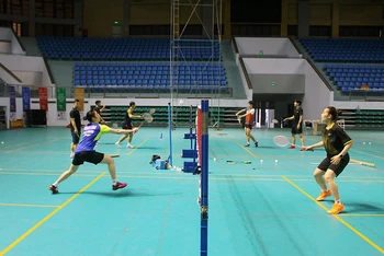  Đội tuyển tuyển cầu lông quốc gia tập luyện tại Nhà thi đấu thể thao tỉnh Bắc Giang.
