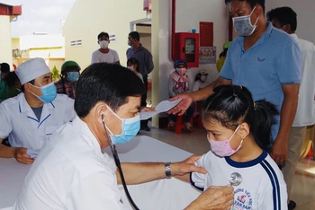 Bệnh viện Quân dân y Bạc Liêu triển khai tiêm vaccine phòng Covid-19 cho trẻ từ 5 đến 12 tuổi.