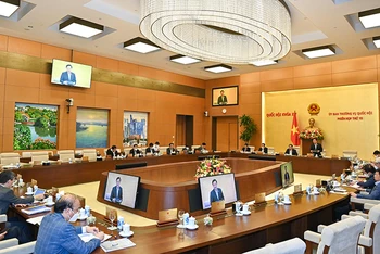 Quang cảnh phiên họp thứ 10 Ủy ban Thường vụ Quốc hội cho ý kiến về dự thảo Nghị quyết của Quốc hội về thí điểm cơ chế chính sách đặc thù phát triển tỉnh Khánh Hòa. (Ảnh: Duy Linh)
