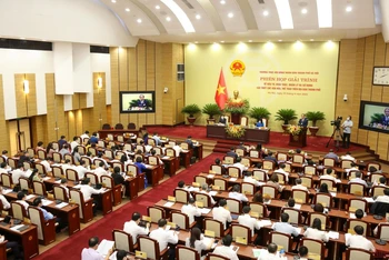 Phiên họp của Hội đồng nhân dân thành phố Hà Nội. (Ảnh: Duy Linh)