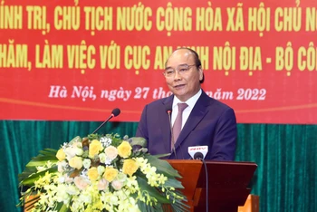 Chủ tịch nước Nguyễn Xuân Phúc phát biểu ý kiến chỉ đạo.