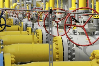 Hệ thống đường ống dẫn khí đốt ở Gustorzyn, miền trung Ba Lan. (Ảnh: Reuters)