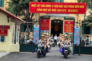 Công an Hà Nội tổ chức ra quân bảo đảm an ninh trật tự cho SEA Games 31.