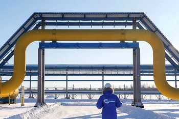 Hệ thống đường ống dẫn khí đốt của Tập đoàn Gazprom tại trạm nén Atamanskaya, ngoại ô thị trấn Svobodny, Amur, Nga. (Ảnh: Reuters)