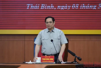 Thủ tướng Phạm Minh Chính chủ trì buổi làm việc với lãnh đạo chủ chốt tỉnh Thái Bình. (Ảnh: TRẦN HẢI)