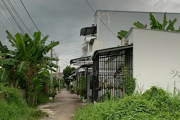 Một khu dân cư tự phát ở khu vực 7, phường An Bình, quận Ninh Kiều.