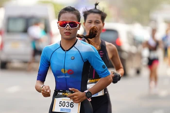 Vận động viên Triathlon của đội tuyển Việt Nam.
