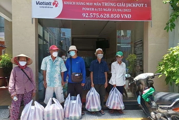 Người trúng Jackpot tại Đà Nẵng làm từ thiện gần 3 tỷ đồng