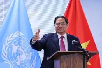 Thủ tướng Phạm Minh Chính phát biểu tại buổi làm việc với các cơ quan đại diện Việt Nam tại New York.