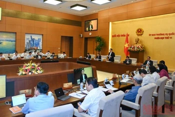 Phiên họp thứ 11 Ủy ban Thường vụ Quốc hội khóa XV. (Ảnh minh họa: Duy Linh/BND)
