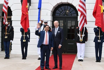 Thủ tướng Phạm Minh Chính và Tổng thống Hoa Kỳ Joe Biden. (Ảnh: DƯƠNG GIANG/TTXVN)