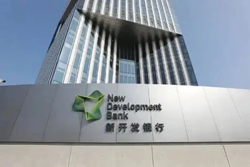 Trụ sở chính của NDB ở thành phố Thượng Hải, Trung Quốc. (Ảnh: jfdaily.com)