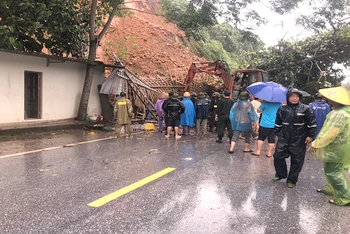 Hiện trường nơi xảy ra vụ sạt lở đất khiến một người tử vong tại thôn Tháng Mười, xã Yên Lâm, huyện Hàm Yên, tỉnh Tuyên Quang.
