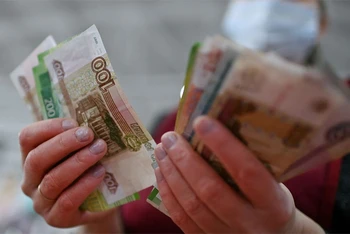 Đồng ruble của Nga. (Ảnh: Reuters)