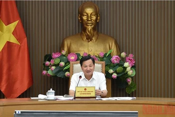 Phó Thủ tướng Lê Minh Khái tại phiên họp. (Ảnh: VGP)