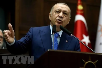 Tổng thống Thổ Nhĩ Kỳ Recep Tayyip Erdogan phát biểu tại Ankara, ngày 18/5/2022. (Ảnh: THX/TTXVN)