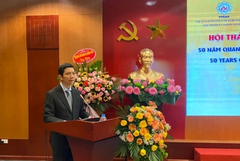  PGS, TS Bùi Nhật Quang, Ủy viên Trung ương Đảng, Chủ tịch Viện Hàn lâm Khoa học xã hội Việt Nam phát biểu tại Hội nghị.