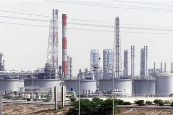 Toàn cảnh một cơ sở sản xuất dầu của Saudi Arabia ở Vịnh Jubail. (Ảnh: AFP/TTXVN)