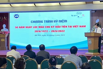 TS Nguyễn Hữu Dũng, Chủ tịch Hội Lọc máu Việt Nam phát biểu tại chương trình.
