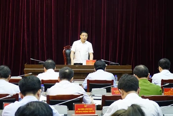Đồng chí Nguyễn Văn Thắng, Ủy viên Trung ương Đảng, Bí thư Tỉnh ủy Điện Biên phát biểu tại buổi làm việc.