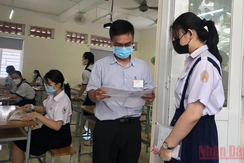 Học sinh Thành phố Hồ Chí Minh thi vào lớp 10 công lập năm học 2022-2023. 