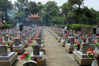 Ảnh minh họa: Nghĩa trang liệt sĩ quốc gia Trường Sơn.