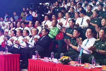 Thủ tướng Phạm Minh Chính và các đại biểu dự chương trình "Khát vọng Đại dương xanh". Ảnh: TRẦN HẢI
