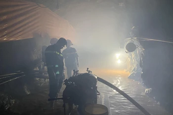 Xuyên đêm cứu hộ người mắc kẹt trong hầm thủy điện tại Nậm Pồ