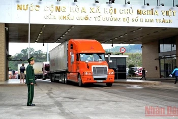 Hoạt động xuất, nhập khẩu qua Cửa khẩu Kim Thành (Lào Cai) trở lại bình thường.