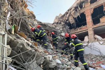 Đoàn công tác cứu nạn quốc tế của Bộ Công an Việt Nam đã bắt đầu triển khai công tác cứu nạn tại Thổ Nhĩ Kỳ. (Ảnh: Bộ Công an) 