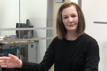 Robot hình người Nadine là một trong những "đại biểu đặc biệt" tại hội nghị AI for Good 2023, diễn ra ở Geneva, Thụy Sĩ ngày 6-7/7 tới. (Ảnh: Đại học Công nghệ Nanyang) 
