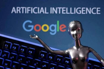 Việc tích hợp trí tuệ nhân tạo sẽ giúp tăng cường khả năng cho trợ lý ảo của Google. (Ảnh: Reuters)
