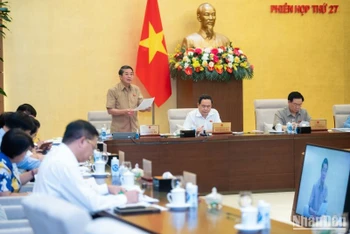 Phó Chủ tịch Quốc hội Nguyễn Đức Hải điều hành nội dung thảo luận. (Ảnh: DUY LINH)
