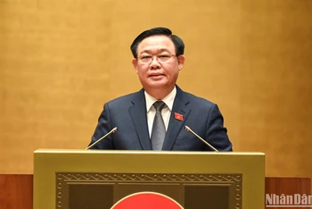 Chủ tịch Quốc hội Vương Đình Huệ phát biểu bế mạc Hội nghị. (Ảnh: DUY LINH)