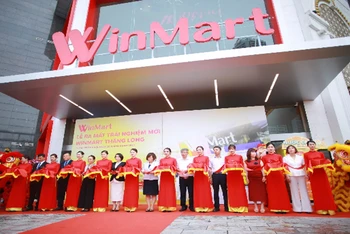 Lễ ra mắt nhận diện mới của Winmart Thăng Long.