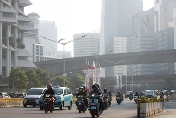 Khói mù bao phủ thủ đô Jakarta. (Nguồn: TPV World).