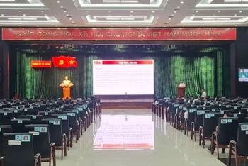 Hội nghị quán triệt, triển khai các văn bản mới của Trung ương, của Thành ủy Đà Nẵng.