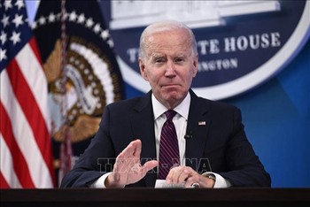 Tổng thống Joe Biden tuyên bố bên trên Washington, DC, Mỹ. (Ảnh: AFP/TTXVN)