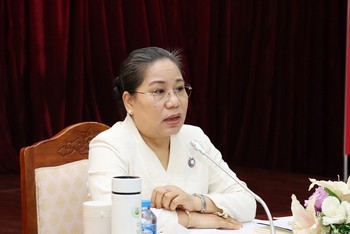 Bà Suansavanh Viyaket, Bộ trưởng Thông tin, Văn hóa và Du lịch Lào. (Ảnh: Báo Pasaxon)