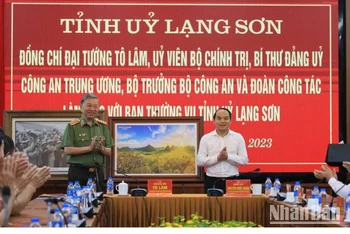 Đại tướng Tô Lâm, Ủy viên Bộ Chính trị, Bộ trưởng Công an làm việc với Ban Thường vụ Tỉnh ủy lạng Sơn.