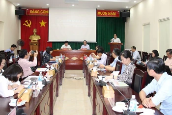 Tọa đàm khoa học Quản trị khủng hoảng truyền thông trong lĩnh vực chính trị-xã hội ở Việt Nam hiện nay, ngày 16/11. (Ảnh: Nhà xuất bản Chính trị quốc gia Sự thật)