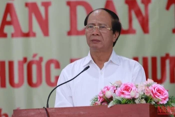 Phó Thủ tướng Lê Văn Thành phát biểu tại ngày hội Đại đoàn kết. 