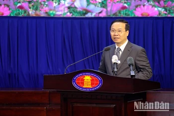 Chủ tịch nước Võ Văn Thưởng phát biểu chúc mừng thầy, cô giáo Trường đại học Khoa học xã hội và Nhân văn.