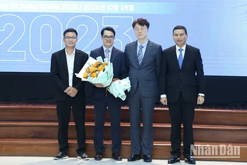 Ra mắt Trung tâm trí tuệ nhân tạo Việt-Hàn tại Đà Nẵng.