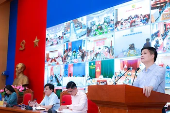 Đồng chí Ngọ Duy Hiểu phát biểu tại hội nghị.
