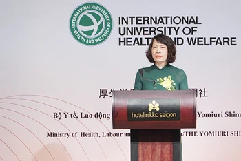 PGS.TS Nguyễn Thị Liên Hương, Thứ trưởng Y tế phát biểu tại chương trình.