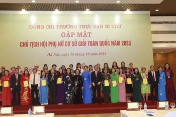 Thường trực Ban Bí thư Trương Thị Mai gặp mặt Chủ tịch Hội Phụ nữ cơ sở giỏi toàn quốc năm 2023.