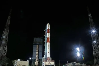 Tên lửa PSLV-C56. (Nguồn: PTI)